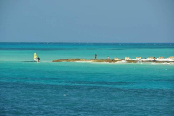 Última visão das praias paradisíacas da Isla Mujeres, no litoral sul do México, do lado do Caribe